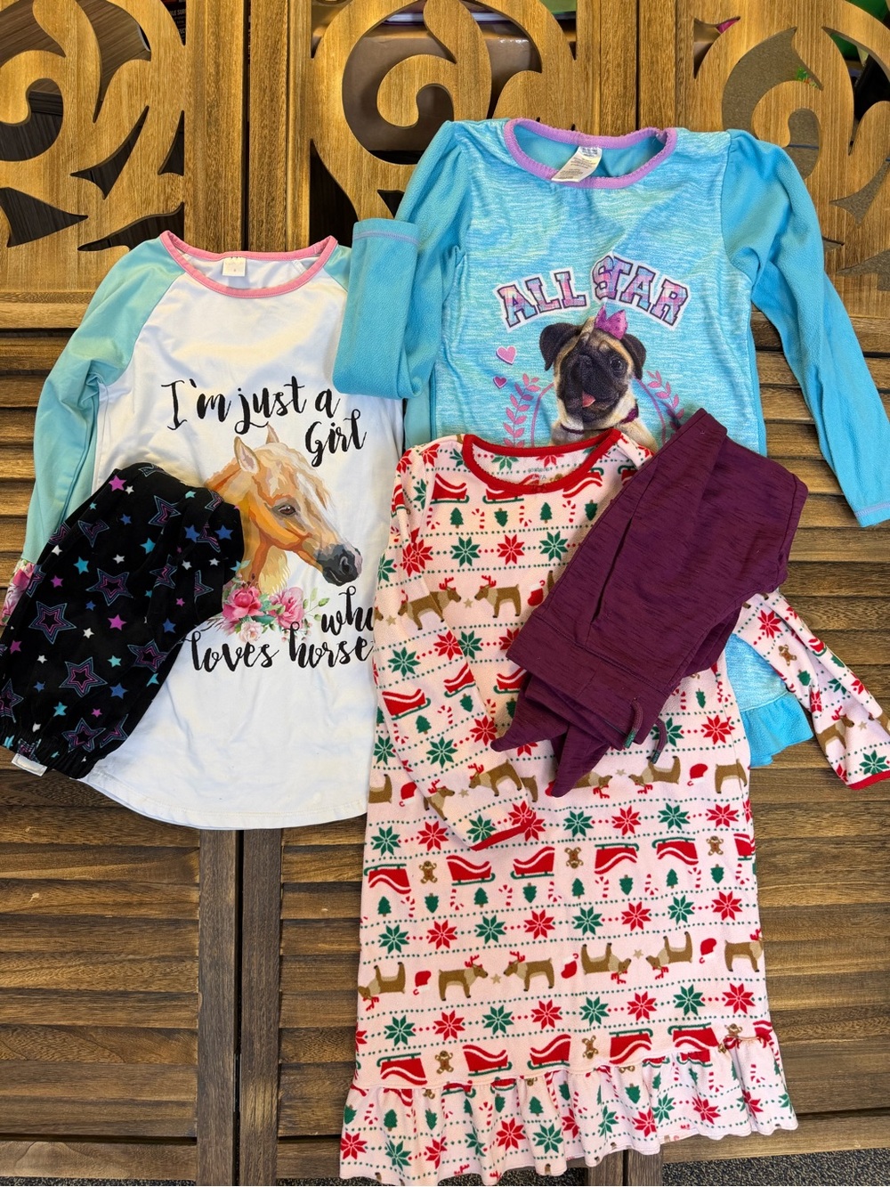 Girls Long Sleeve Horse, Pug & Holiday Pajama Bundle - Nightgowns Pants Size 6-8